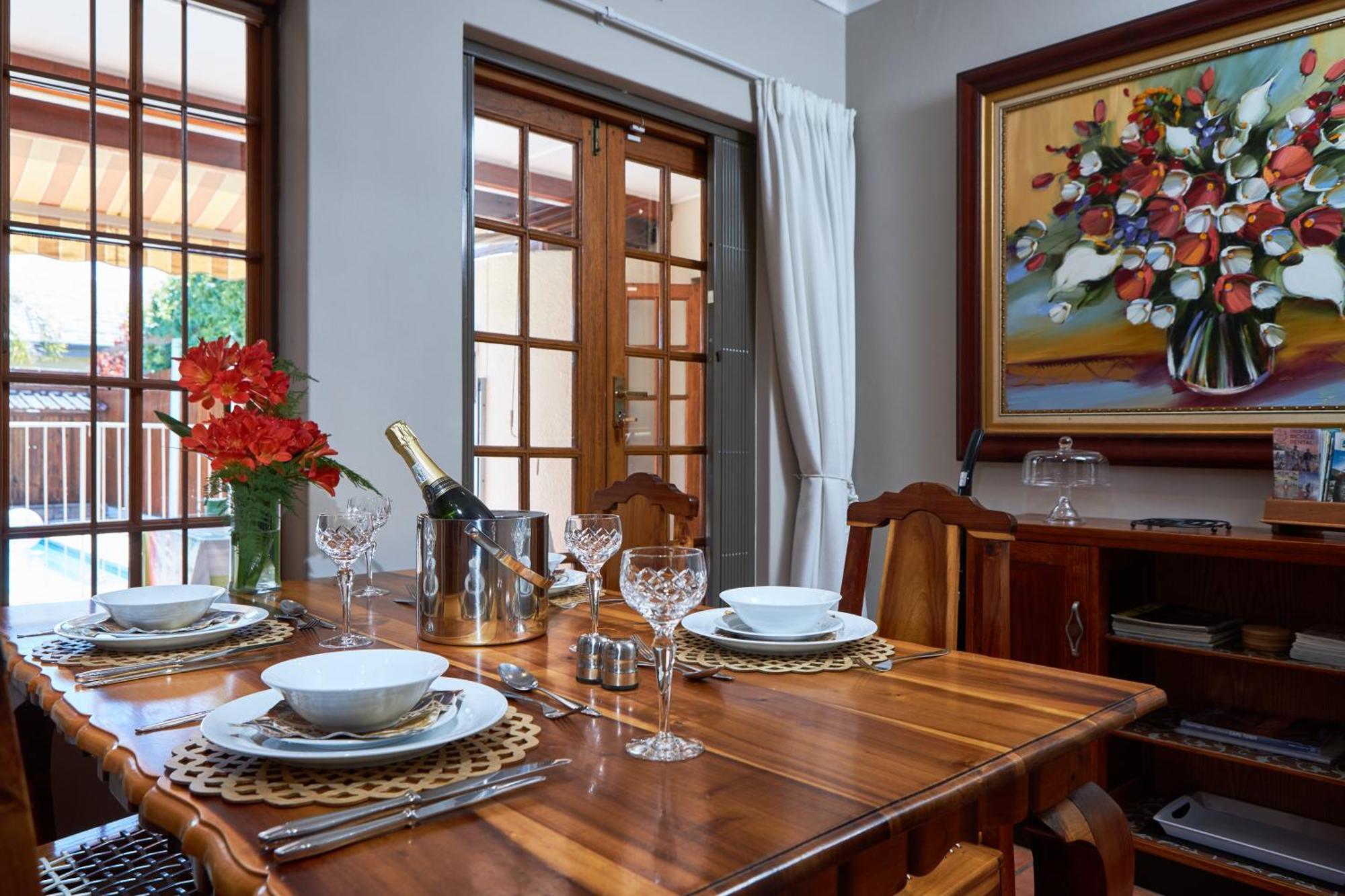 Meerendal Cottage-Affordable Luxury-Private Garden With Pool & Hot Tub 开普敦 外观 照片